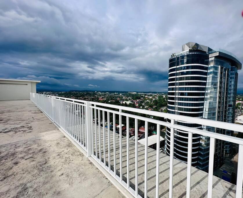 Lengs Place 1 - Studio Unit At Inspiria Condo Beside Abreeza Mall Davao City Екстер'єр фото